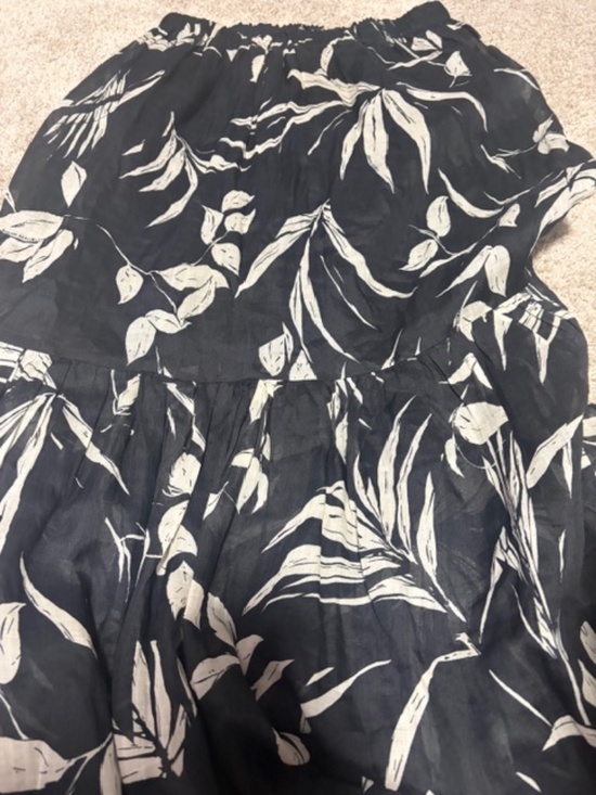 Banana Republic Dresses & Skirts - Banana Republic Maxi Skirt